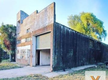 Depósito · 200m² · 4 Ambientes · Depósito en Venta - 4 Ambientes - 2 Baños - Cochera - 2.100 m² - Mar del Plata