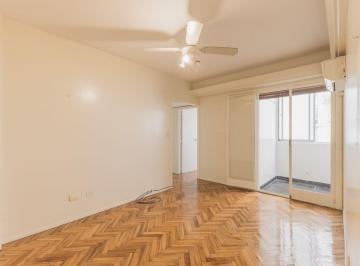 Departamento de 2 ambientes, Almagro · Venta 2 Ambientes Amplio + Escritorio/playroom Reciclado – Almagro
