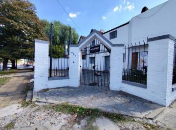 Casa · 272m² · 6 Ambientes · Casa 6 Ambientes en Venta en Lavallol Apta Credito