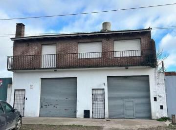 Bodega-Galpón · 356m² · 5 Ambientes · Galpón en Las Lilas