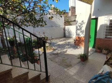Casa de 3 ambientes, Tres de Febrero · Casa 3 Ambientes en Alquiler – Martín Coronado