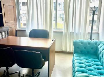 Oficina comercial · 60m² · 5 Ambientes · Oficina en Alquiler - 4 Despachos - 60 m² - Recoleta