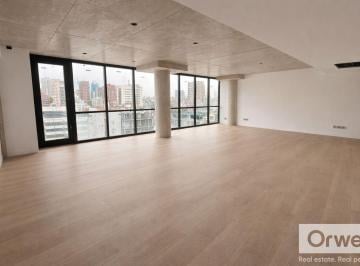 Oficina comercial · 85m² · 1 Ambiente · 1 Cochera · Oficina en Venta en Belgrano. Seguridad 24 Hs. Cochera