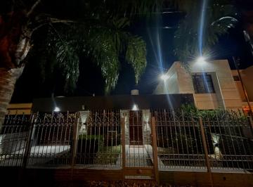Casa de 4 ambientes, Córdoba · Casa en Venta Bº Jorge Newery