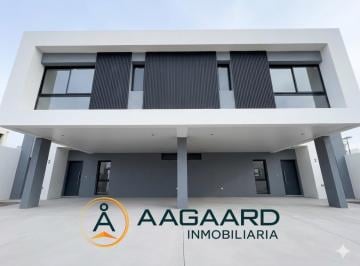 PH · 186m² · 5 Ambientes · 2 Cocheras · Solares de Manantiales Duplex en Venta 3 Dorm. a Estrenar