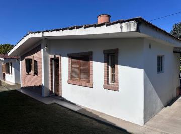 Casa · 55m² · 3 Ambientes · 1 Cochera · Alquiler | 2 Dorm. | Cochera
