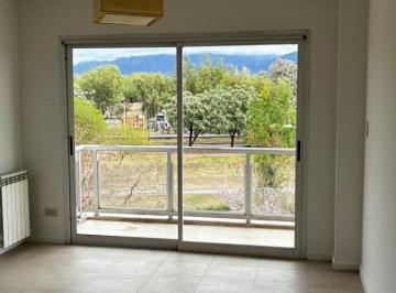 Departamento de 3 ambientes, Ciudad de Mendoza · Alquilo Casamagna 2 Dorm. 1 Baño Cochera