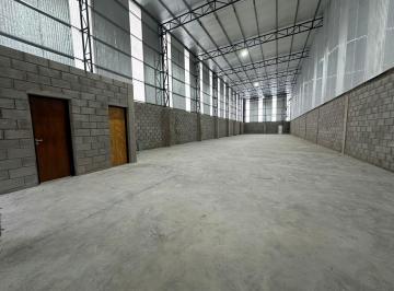 Bodega-Galpón · 420m² · 1 Ambiente · 1 Cochera · Galpones Industriales - Parque Perón (Guernica)