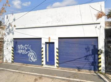 Fondo de comercio · 161m² · 1 Ambiente · 5 Cocheras · Taller Mecánico con Propiedad en Venta