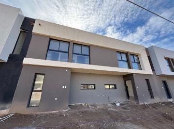 Casa de 4 ambientes, Córdoba · Dúplex en Venta 2 Dorm. | Housing en Barrio Jardin | Umbra Residencial