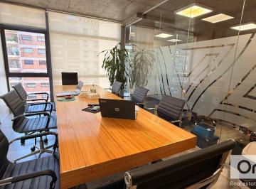 Oficina comercial · 100m² · 1 Ambiente · 1 Cochera · Oficina en Venta con Excelente Renta! Belgrano. Seguridad 24hs Cochera!