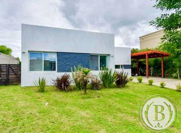 Casa de 4 ambientes, Escobar · Bustamante Prop El Canton Puerto 12603 Casa Venta Escobar
