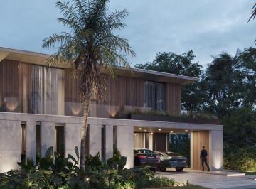 Casa · 347m² · 5 Ambientes · 6 Cocheras · Casa 4 Dorm. en Suite en Venta en Marinas H