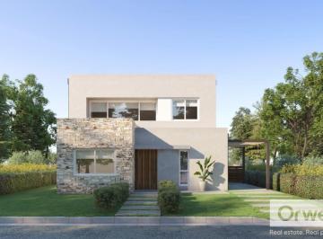 Casa · 160m² · 5 Ambientes · Casa con Pileta en Venta en Araucarias Puertos