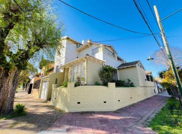 Casa · 197m² · 6 Ambientes · Casa 6 Ambientes en Venta, en San Isidro