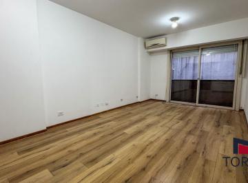 Departamento · 46m² · 2 Ambientes · Semipiso Apto Profesional en Cerrito y Arenales – 46 m² – Silencioso y Excelente Ubicación