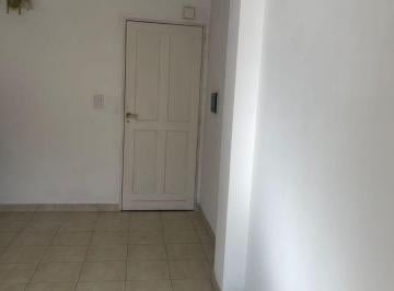 Departamento de 3 ambientes, Lomas de Zamora · Excelente Propiedad de 3 Amb en Pueyrredón 751, 2°a Lomas de Zamora