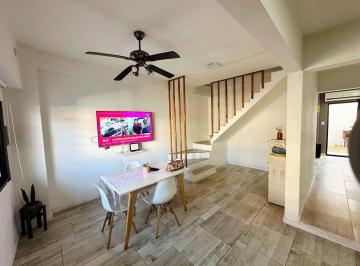 PH · 68m² · 3 Ambientes · PH 3 Ambientes con Patio Venta en Lomas del Mirador