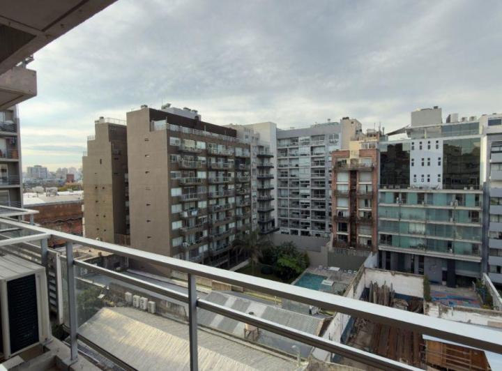 Dos Ambientes, Moderno, con Balcón y Amenities (Pileta, Parrilla, Solarium, Etc)
