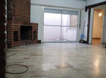 Casa · 180m² · 4 Ambientes · Casa en Venta - 3 Dorm. 2 Baños - Tigre