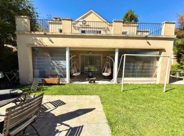 Casa de 5 ambientes, Pilar · Casa en Venta 240 m Sobre 900 m
