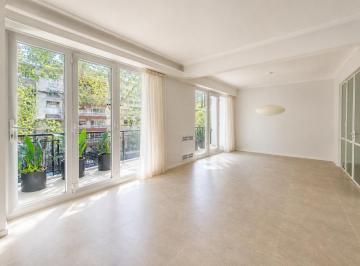 Departamento · 142m² · 4 Ambientes · Impecable Piso de 3 Dorm., Principal en Suite en Recoleta