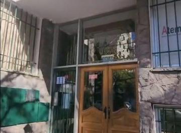 Oficina comercial de 2 ambientes, Ciudad de Mendoza · Oficina en Mitre 574, Ciudad - Recepción, 1 Privado.