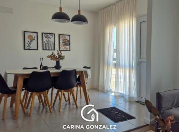 PH · 86m² · 5 Ambientes · 2 Cocheras · PH en Cipolletti