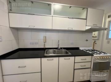 Departamento · 59m² · 3 Ambientes · 3 Ambientes Reciclado en Venta en Colegiales (Por Escalera)