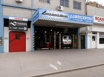 Local comercial · 410m² · 8 Ambientes · Local en Venta en Moron Sur