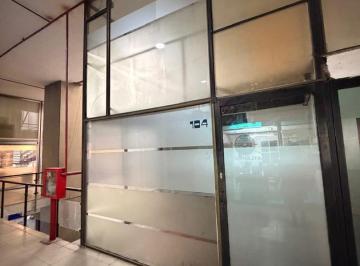Foto · Alquiler Local Comercial - Galería de Las Américas - Loc. 104 - 2 Plantas. 30 m²