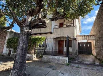 Casa de 5 ambientes, Quilmes · Casa Venta Bernal Centro