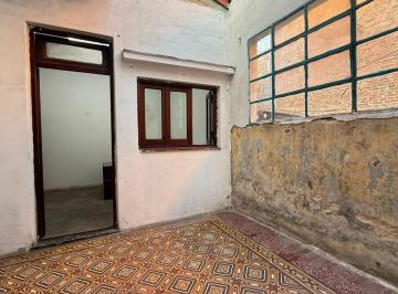 PH · 65m² · 3 Ambientes · PH a Refaccionar en Venta, Valentin Alsina