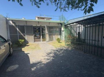 Local comercial · 200m² · 3 Cocheras · Venta Local Belén de Escobar de Gran Tamaño