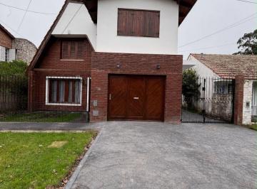 Casa de 4 ambientes, Mar del Plata · Chalet 4 Ambientes + Departamento en Venta con Cochera Cubierta Pelayo 1350