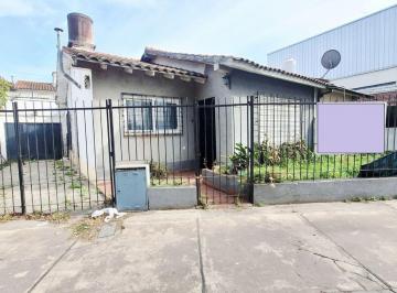 Casa · 109m² · 4 Ambientes · 2 Cocheras · Venta Casa 4 Amb Ituzaingo Sur Cochera a Reciclar