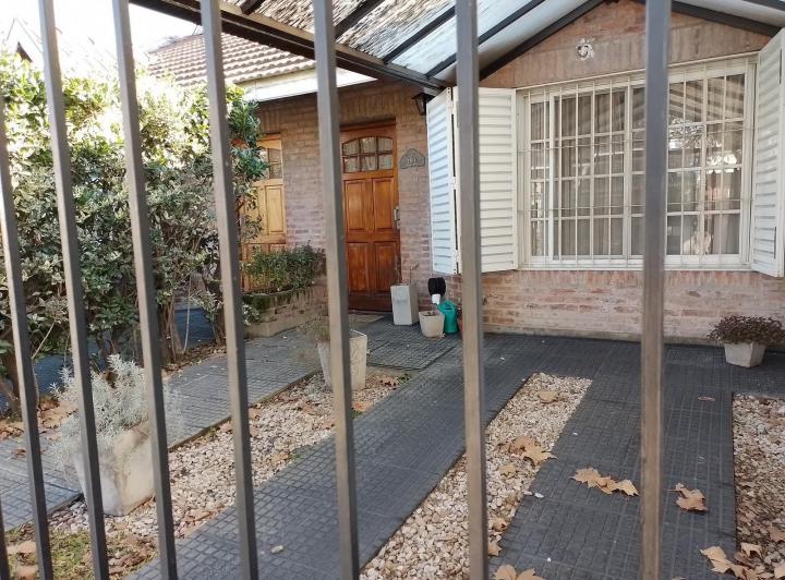 Casa · 92m² · 3 Ambientes · 1 Cochera