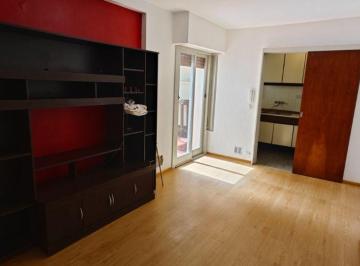 Departamento de 3 ambientes, La Plata · Alquiler Depto Pb 2 Dorm C/patio - 47 E/ 2 y 3 - La Plata