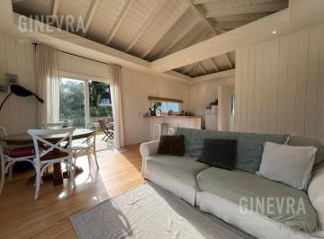 Casa · 74m² · 3 Ambientes · Casa en Venta en Manatiales