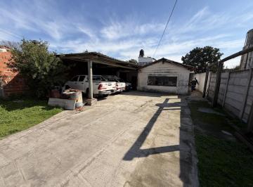 Casa · 543m² · 4 Ambientes · 3 Cocheras · En Venta | Excelente Propiedad con Amplios Ambientes en Moreno - Sobre Calle Corvalan Al 1300