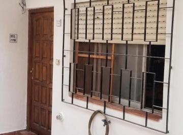 PH de 3 ambientes, Florencio Varela · Departamento 3 Ambientes con Patio