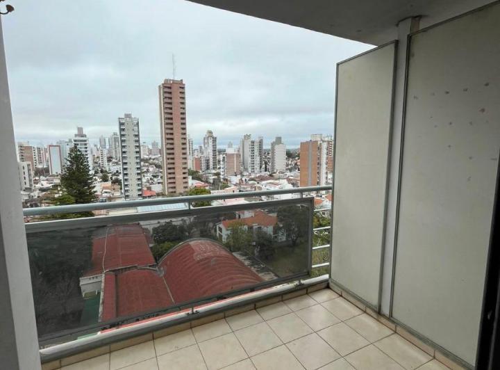 Departamento · 75m² · 4 Ambientes