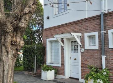 PH · 85m² · 3 Ambientes · 1 Cochera · PH en Chauvin
