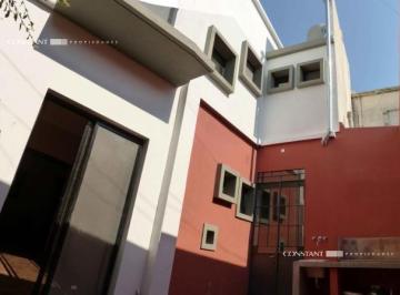 Casa · 118m² · 3 Ambientes · Casa en Venta de 2 Dorm. en La Plata