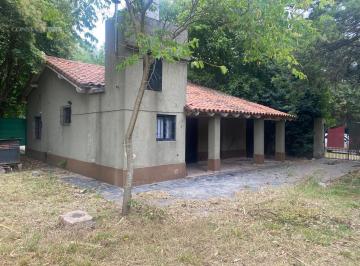 Casa · 65m² · 3 Ambientes · Casa a Reciclar en Venta en Villa Elisa