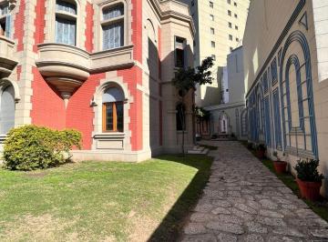 Casa de 22 ambientes, Córdoba · ¡Importante Casona en Venta Sobre Hipólito Yrigoyen!