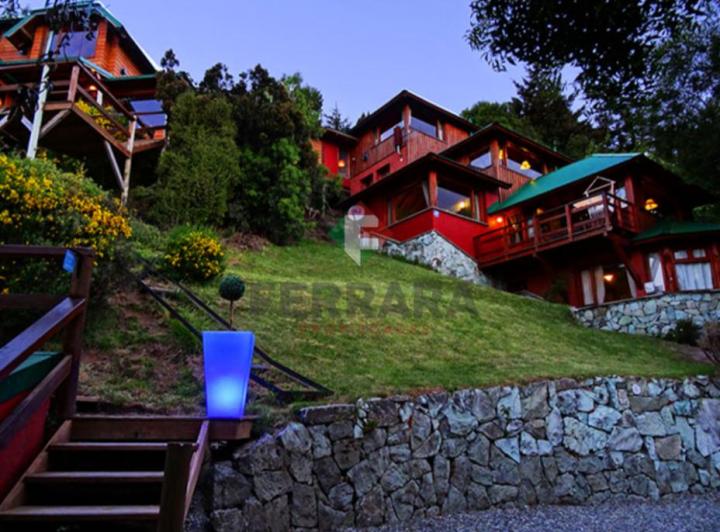 Hotel · 250m²