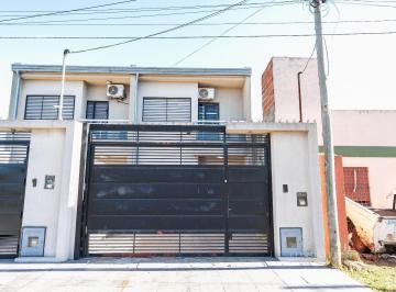 Departamento · 110m² · 3 Ambientes · 1 Cochera · Duplex en Melchor Romero
