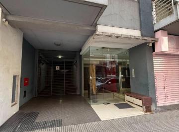 Departamento · 80m² · 3 Ambientes · 3 Ambientes Fte Balc 2 Baños - Lav Cub Super Lum - Pileta y Sum