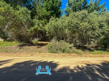 Terreno , Costa Esmeralda · Venta Lote de 1050 m² Costa Esmeralda Fondos Libres Arbolado